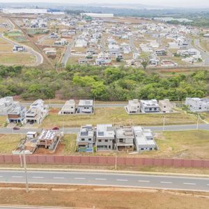 Lote à venda no Jardins Capri com 348 m² em Senador Canedo