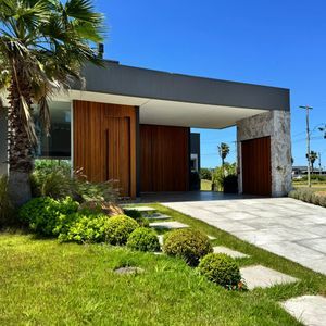 Casa de Alto Padrão à Venda no Reserva das Águas - Condomínio Fechado, Torres/RS | C1/Lote 2