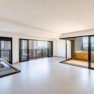 Apartamento à venda no Opus Gyro Rooftop, com 3 suítes e piscina privativa