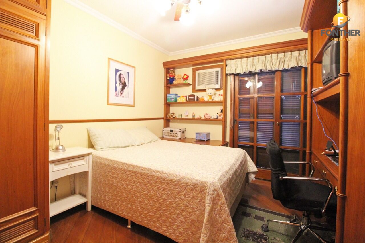 Casa, 4 quartos, 381 m² - Foto 8