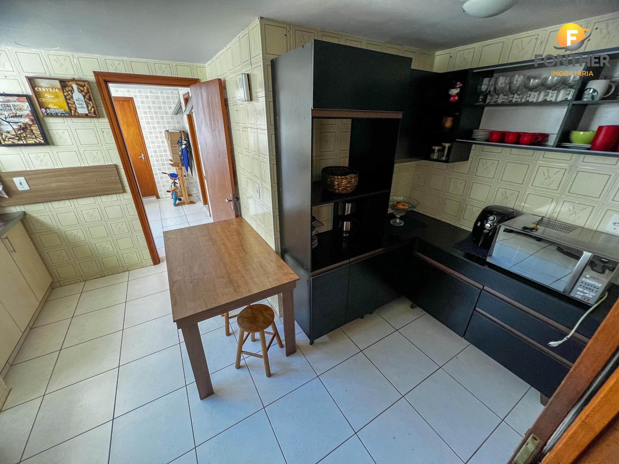 Apartamento à venda com 3 quartos, 164m² - Foto 5