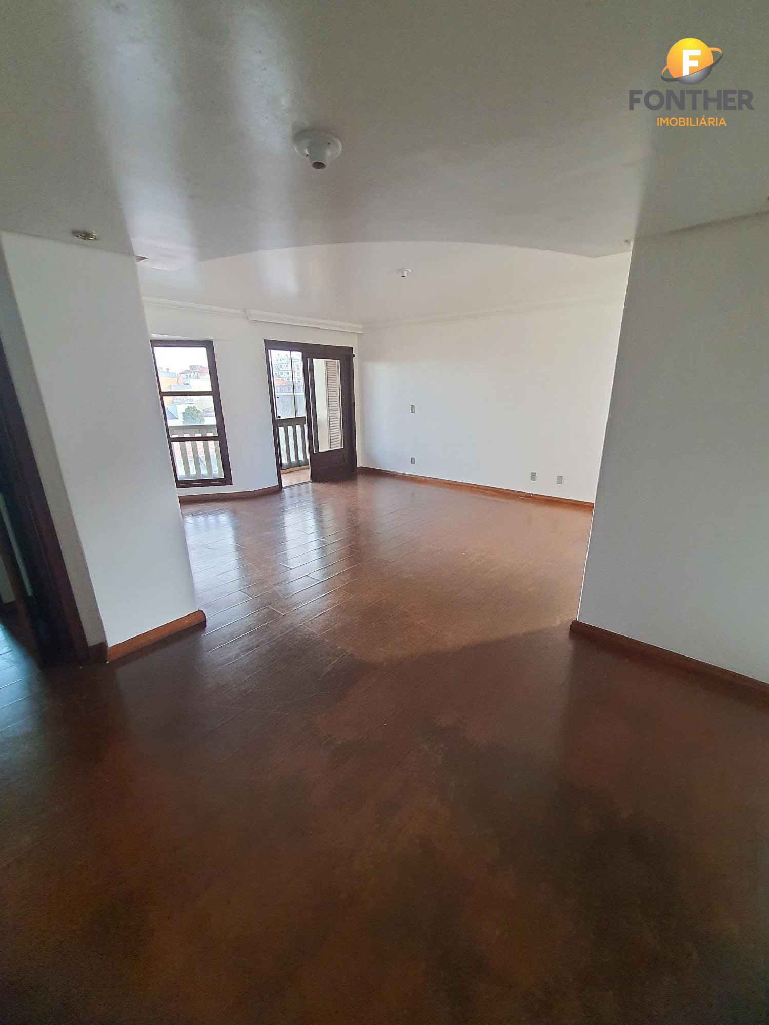 Apartamento à venda com 3 quartos, 124m² - Foto 12