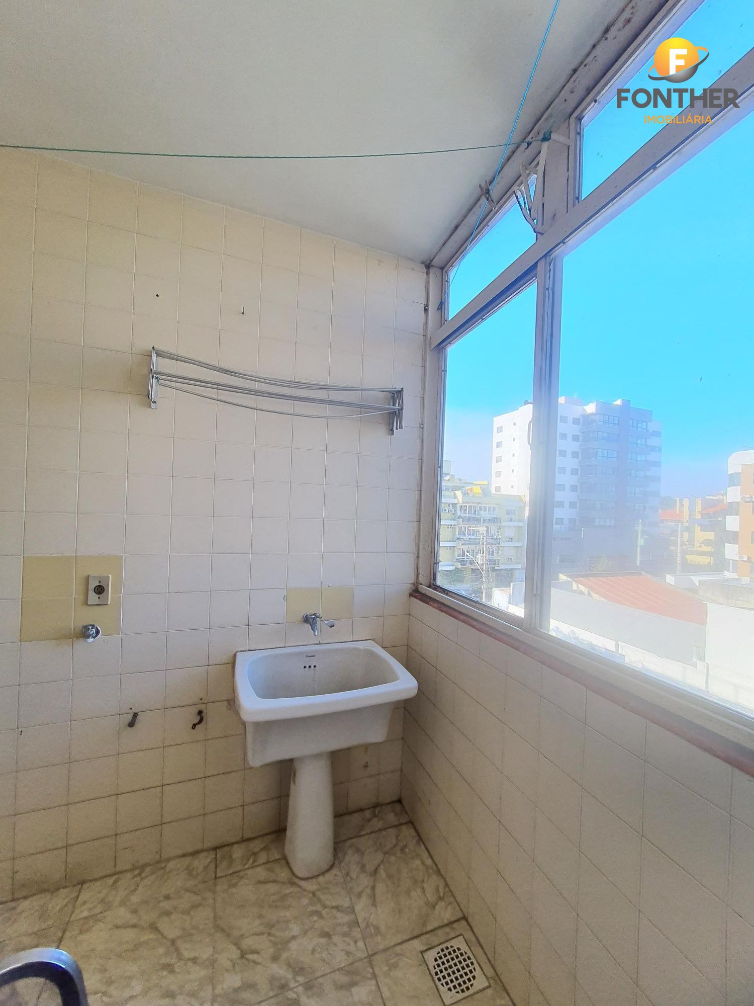 Apartamento à venda com 3 quartos, 100m² - Foto 14