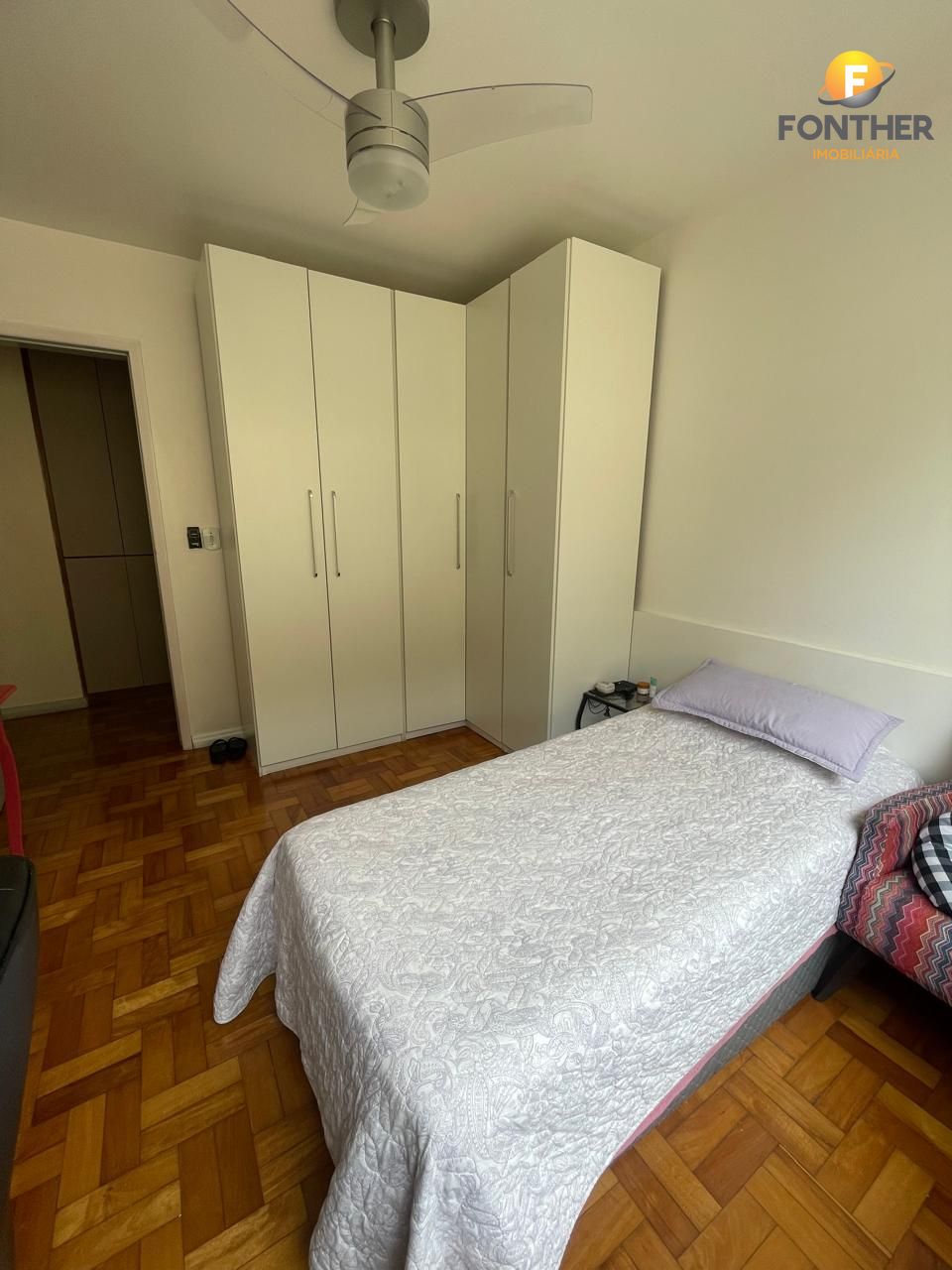 Apartamento à venda com 3 quartos, 121m² - Foto 10