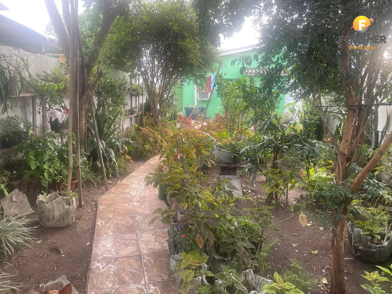 Casa à venda com 3 quartos, 99m² - Foto 6