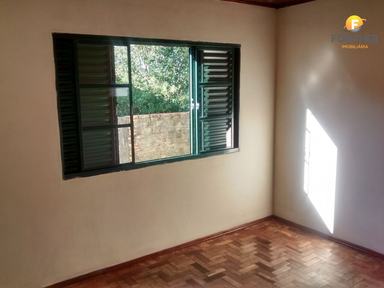 Casa à venda com 3 quartos, 100m² - Foto 8