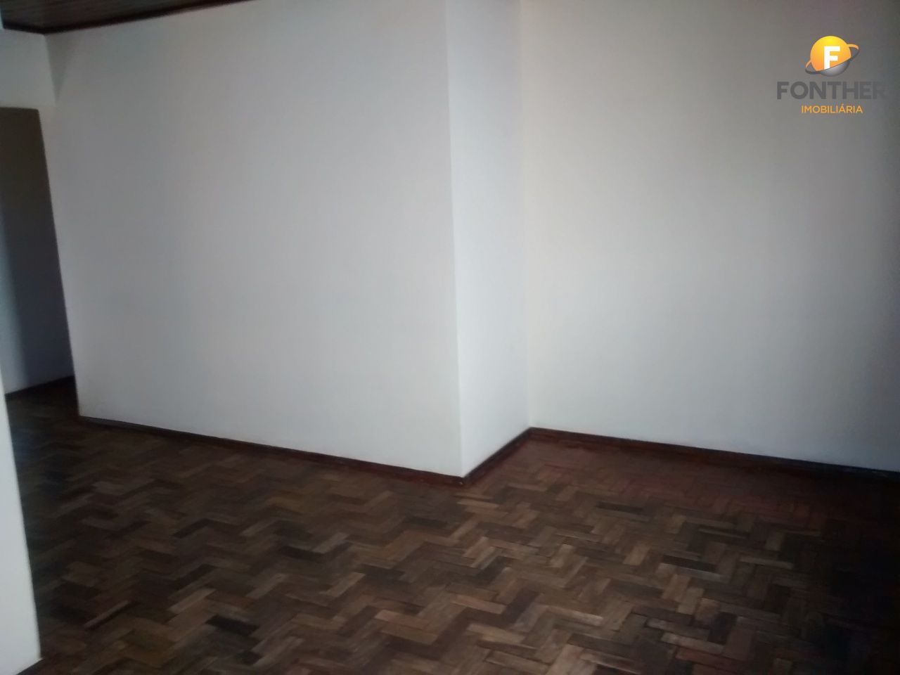 Casa à venda com 3 quartos, 100m² - Foto 5