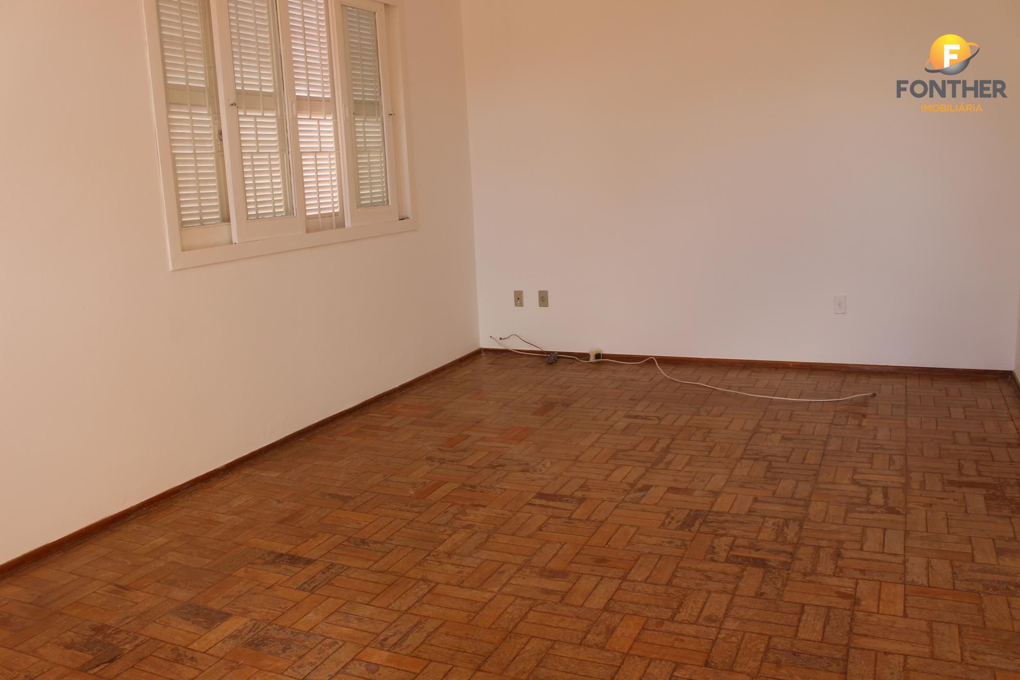 Casa à venda com 3 quartos, 86m² - Foto 3