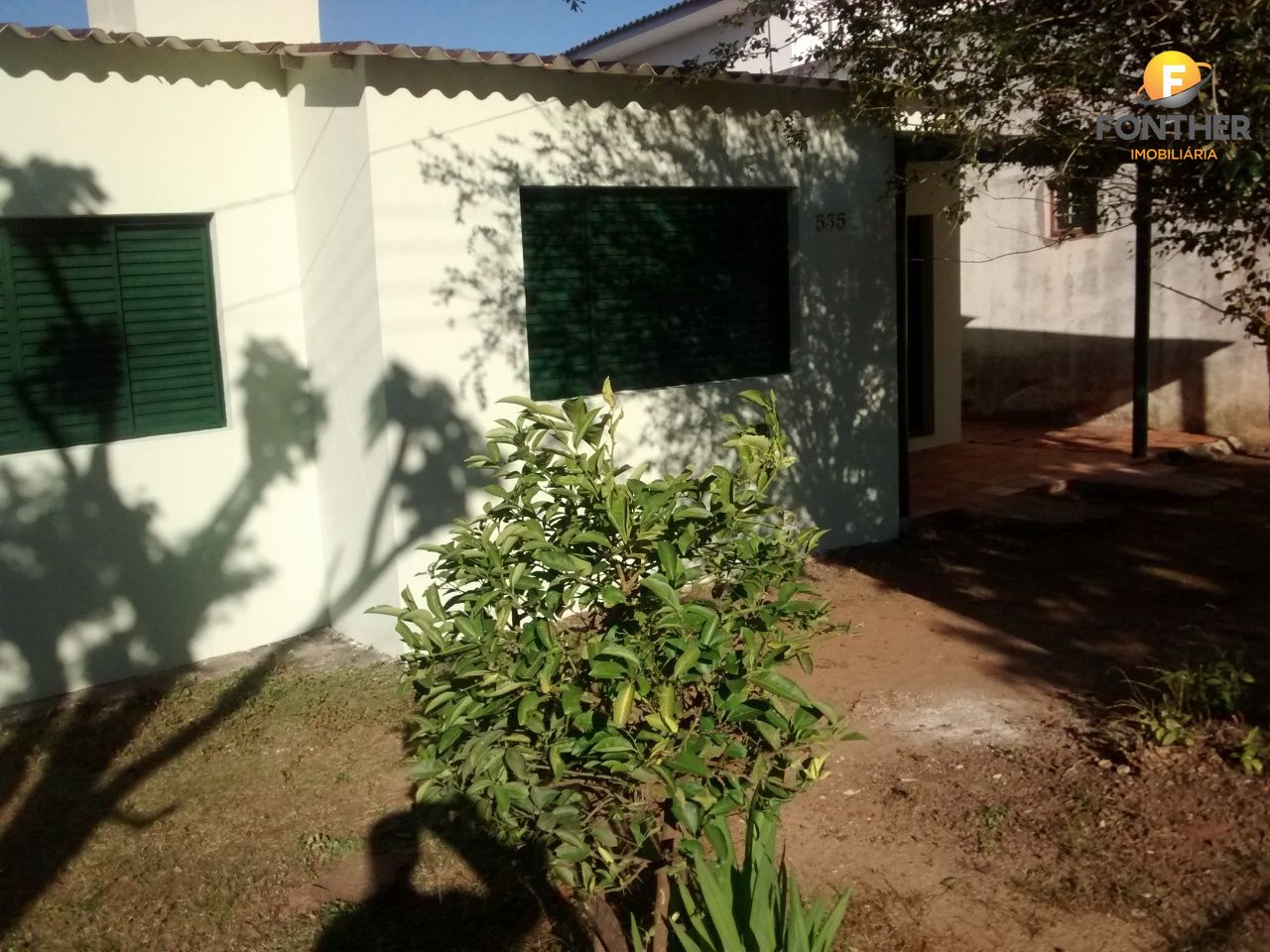 Casa à venda com 3 quartos, 100m² - Foto 3