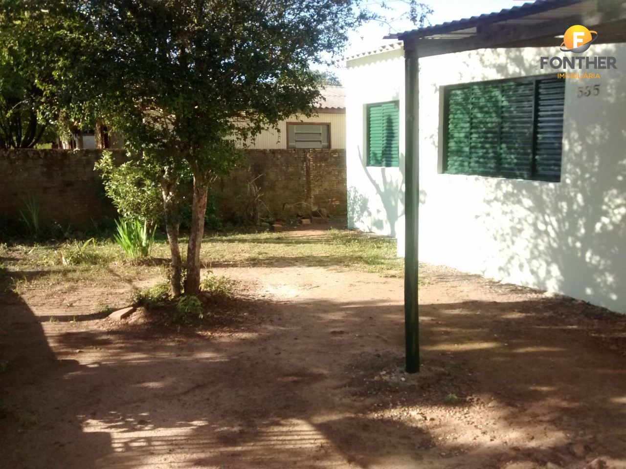 Casa à venda com 3 quartos, 100m² - Foto 4