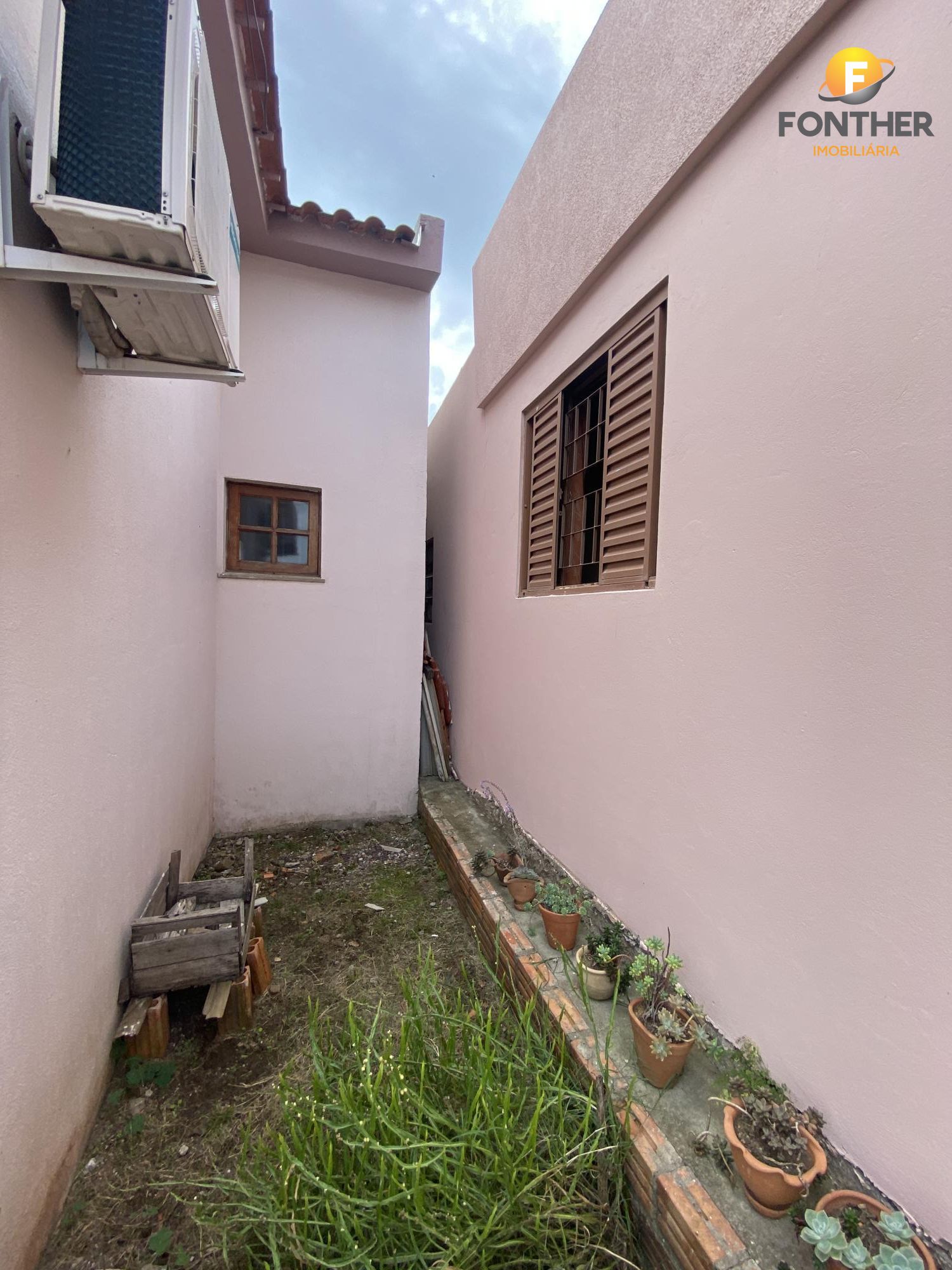 Casa à venda com 2 quartos, 57m² - Foto 20