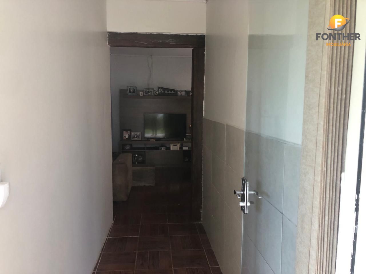 Casa à venda com 3 quartos, 105m² - Foto 4