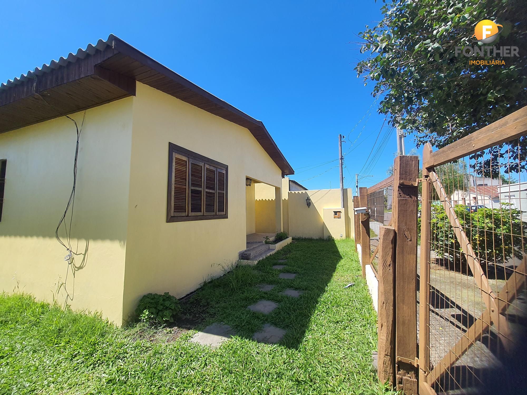 Casa à venda com 3 quartos, 90m² - Foto 2