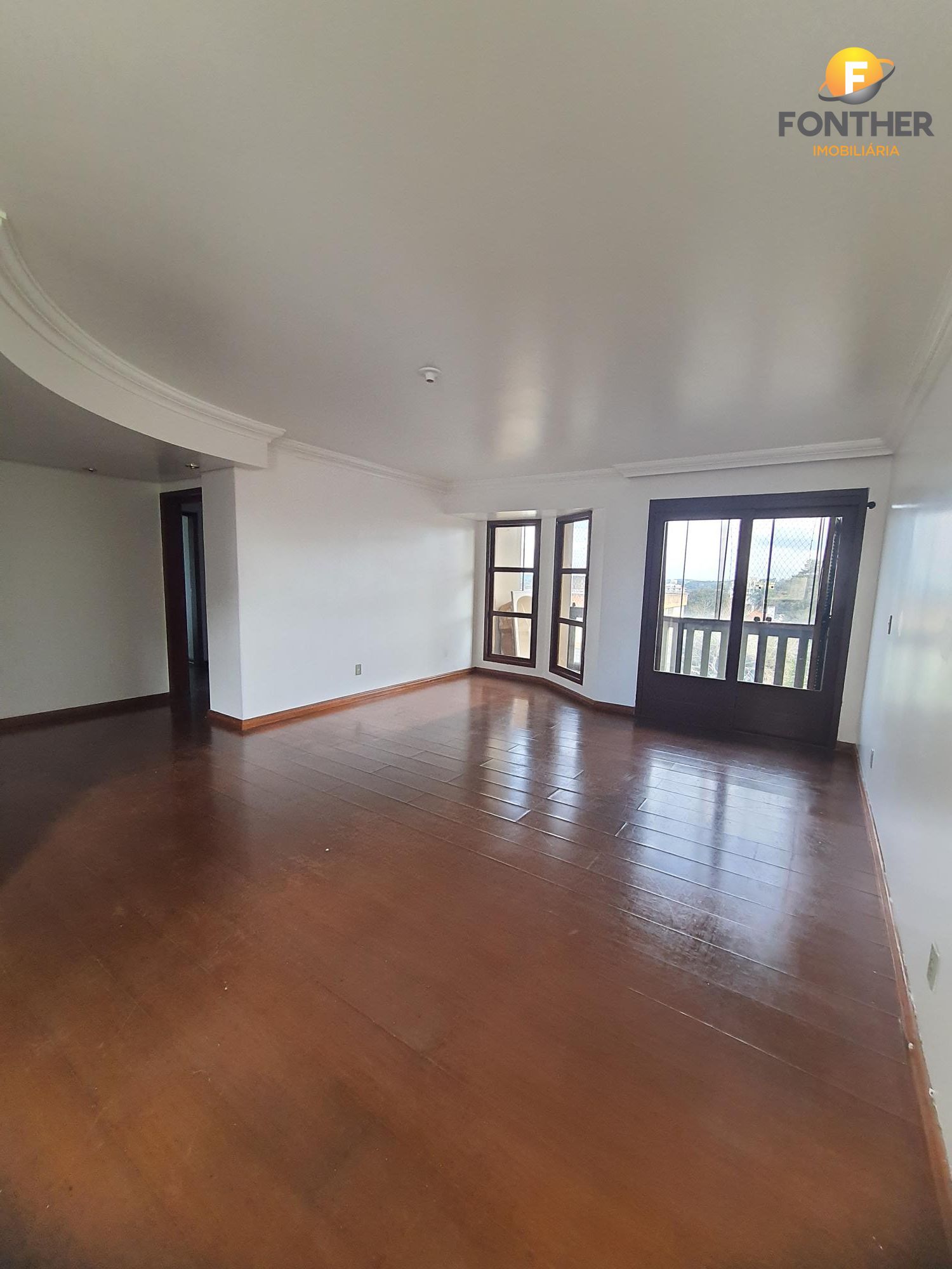 Apartamento à venda com 3 quartos, 124m² - Foto 9