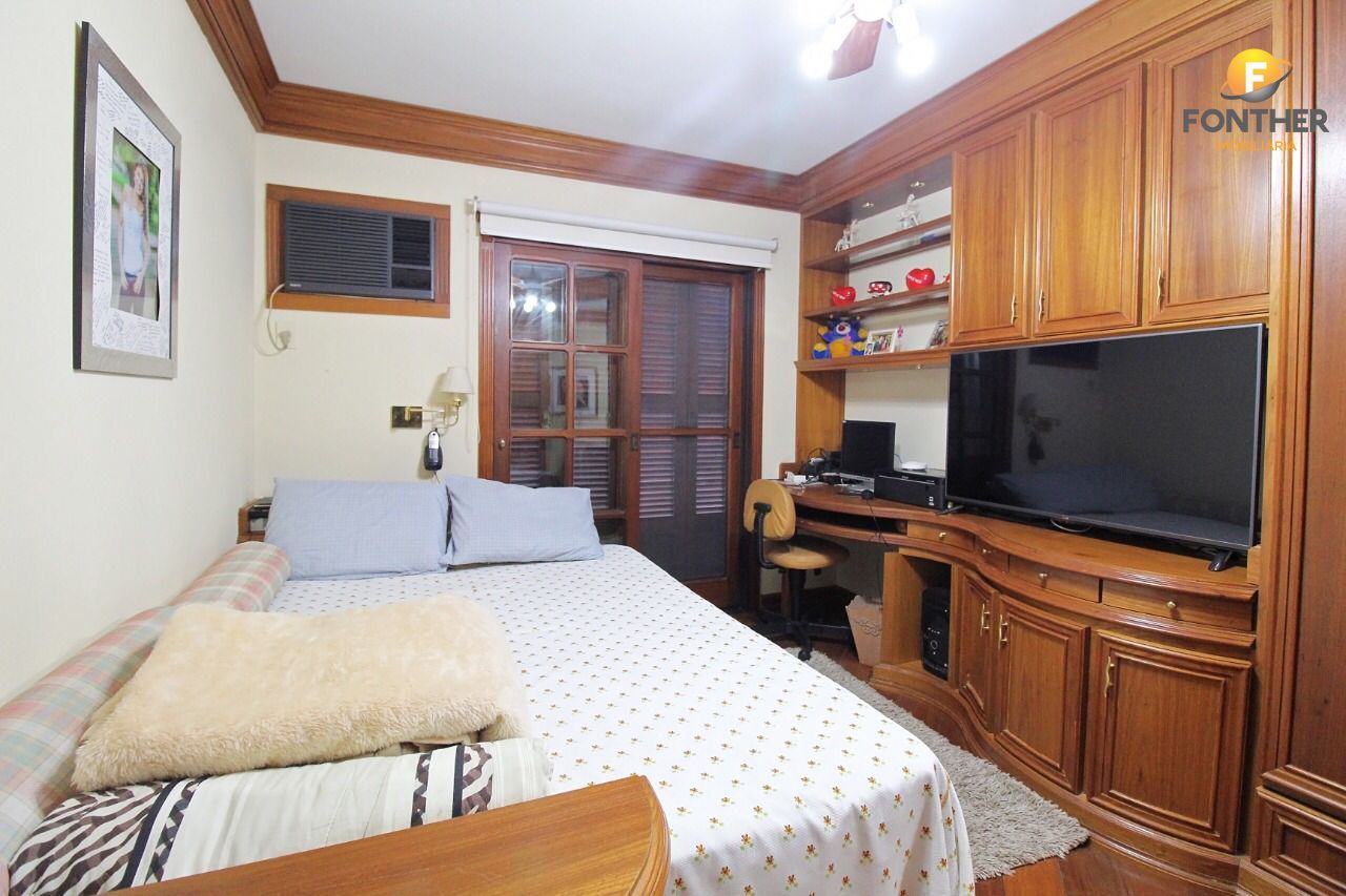 Casa, 4 quartos, 381 m² - Foto 9