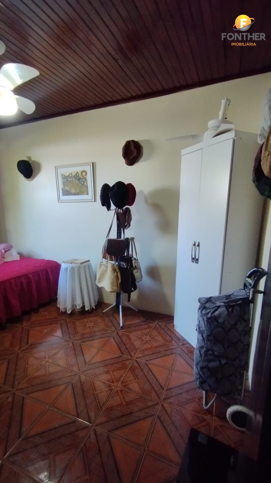 Casa à venda com 2 quartos, 83m² - Foto 18