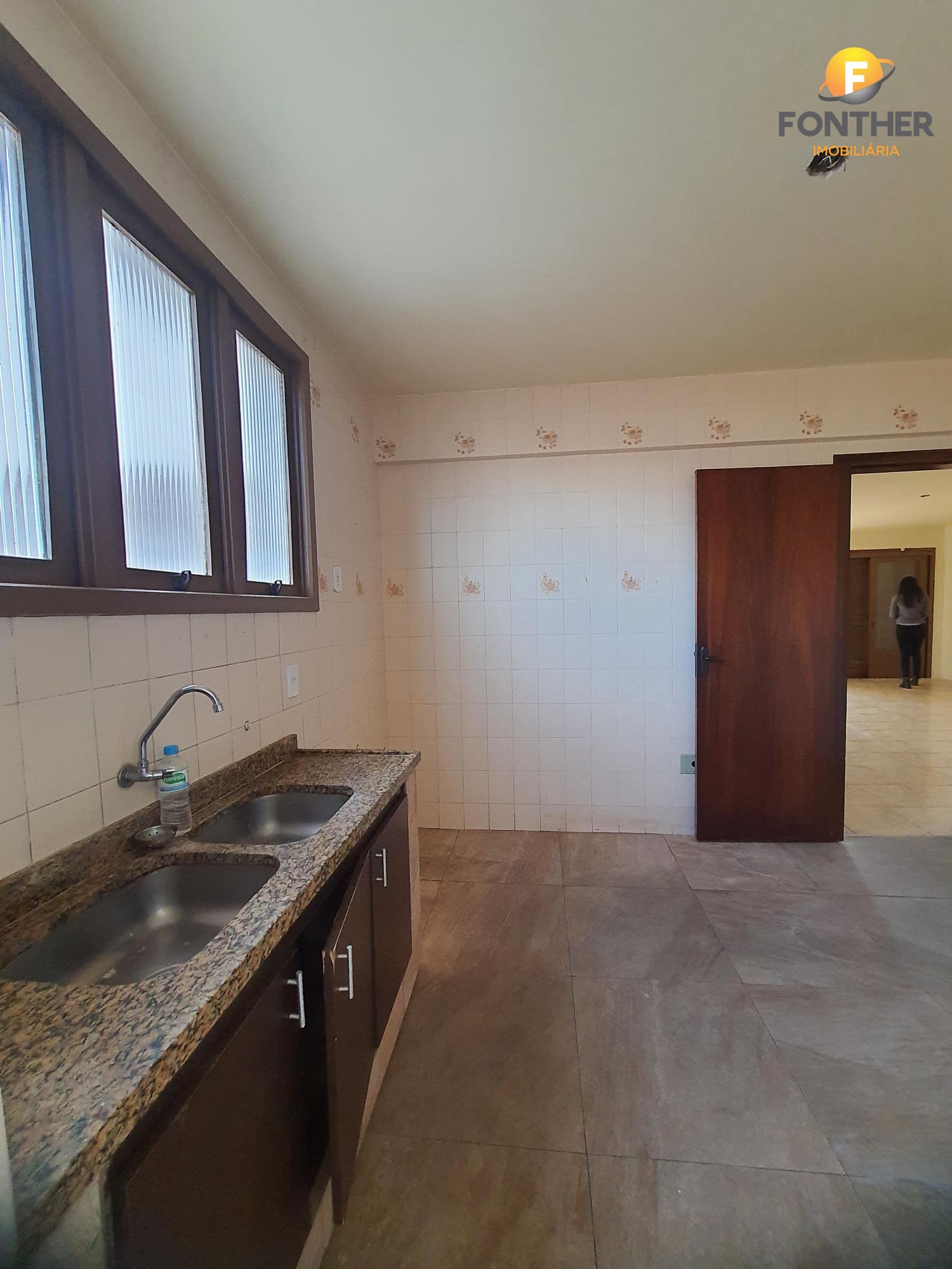 Apartamento à venda com 3 quartos, 124m² - Foto 22