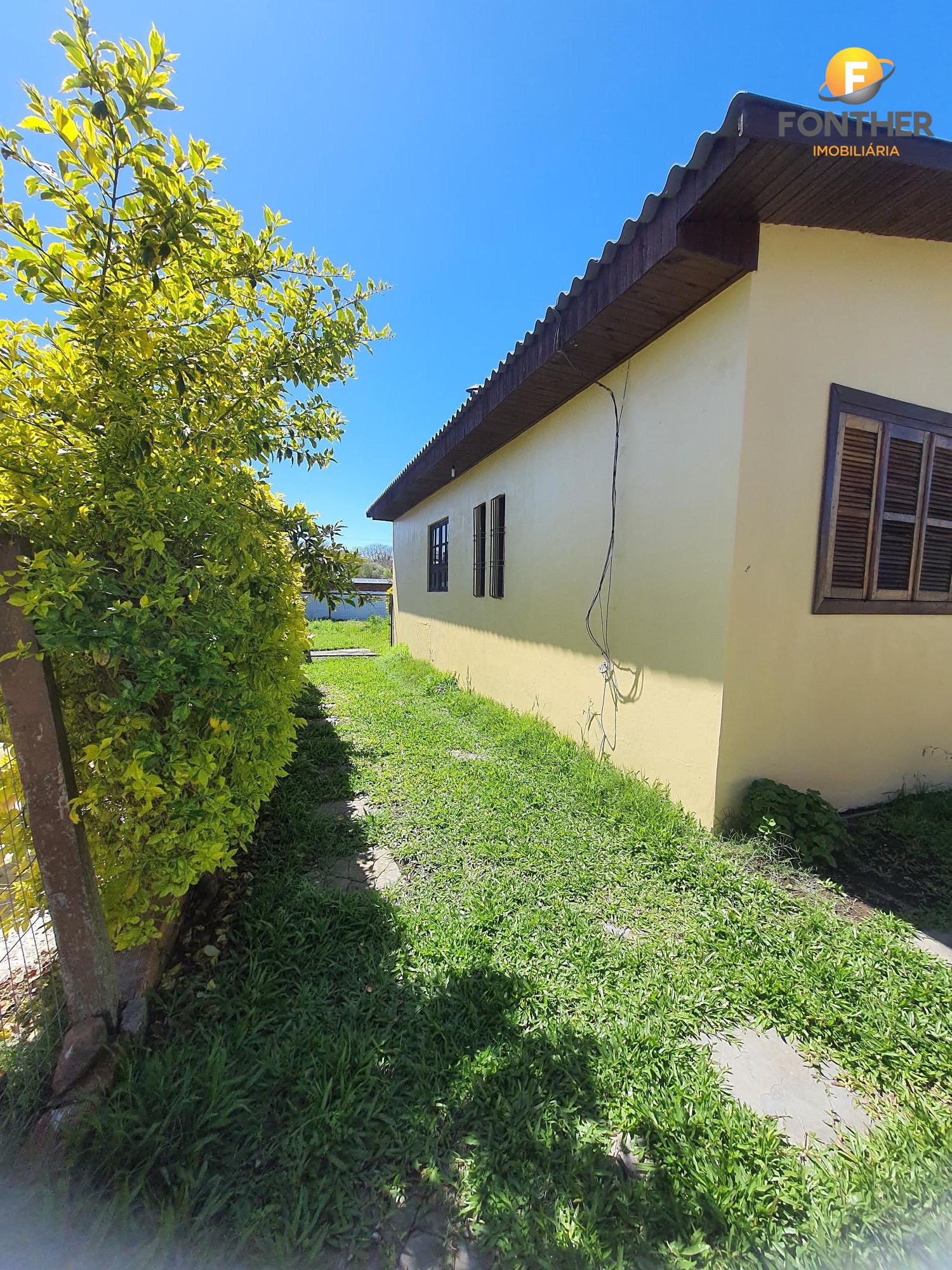 Casa à venda com 3 quartos, 90m² - Foto 6