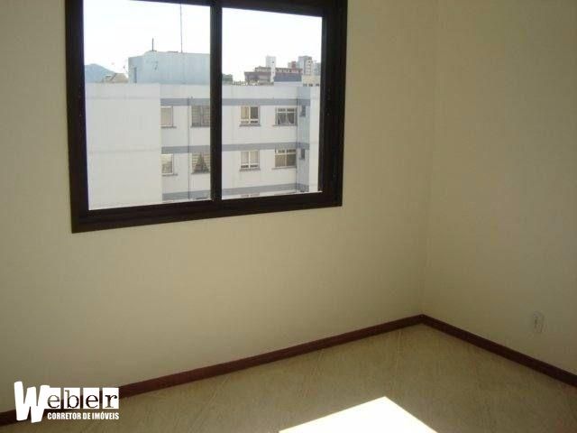 Apartamento à venda com 1 quarto, 45m² - Foto 11