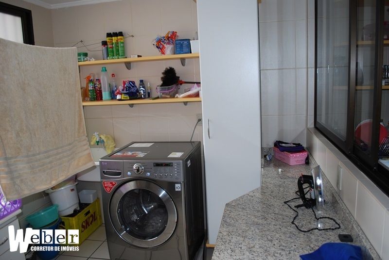 Apartamento à venda com 3 quartos, 296m² - Foto 32