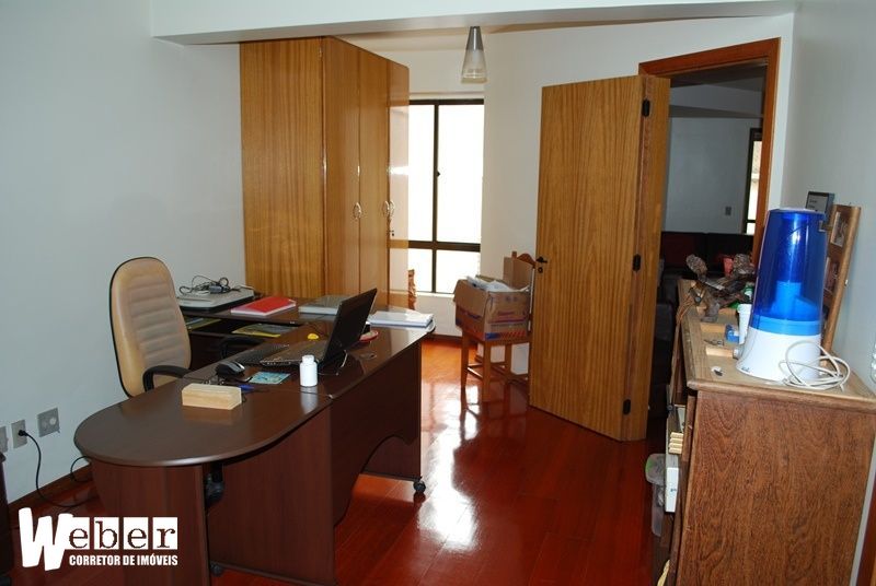 Apartamento à venda com 3 quartos, 296m² - Foto 9