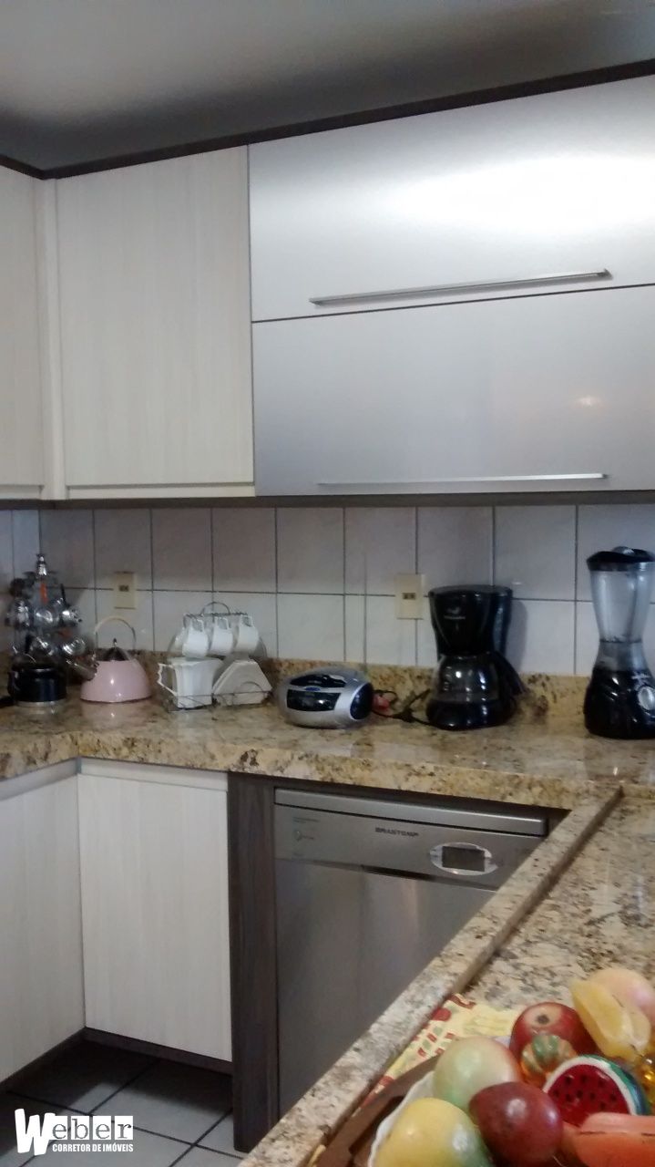 Apartamento à venda com 3 quartos, 133m² - Foto 35