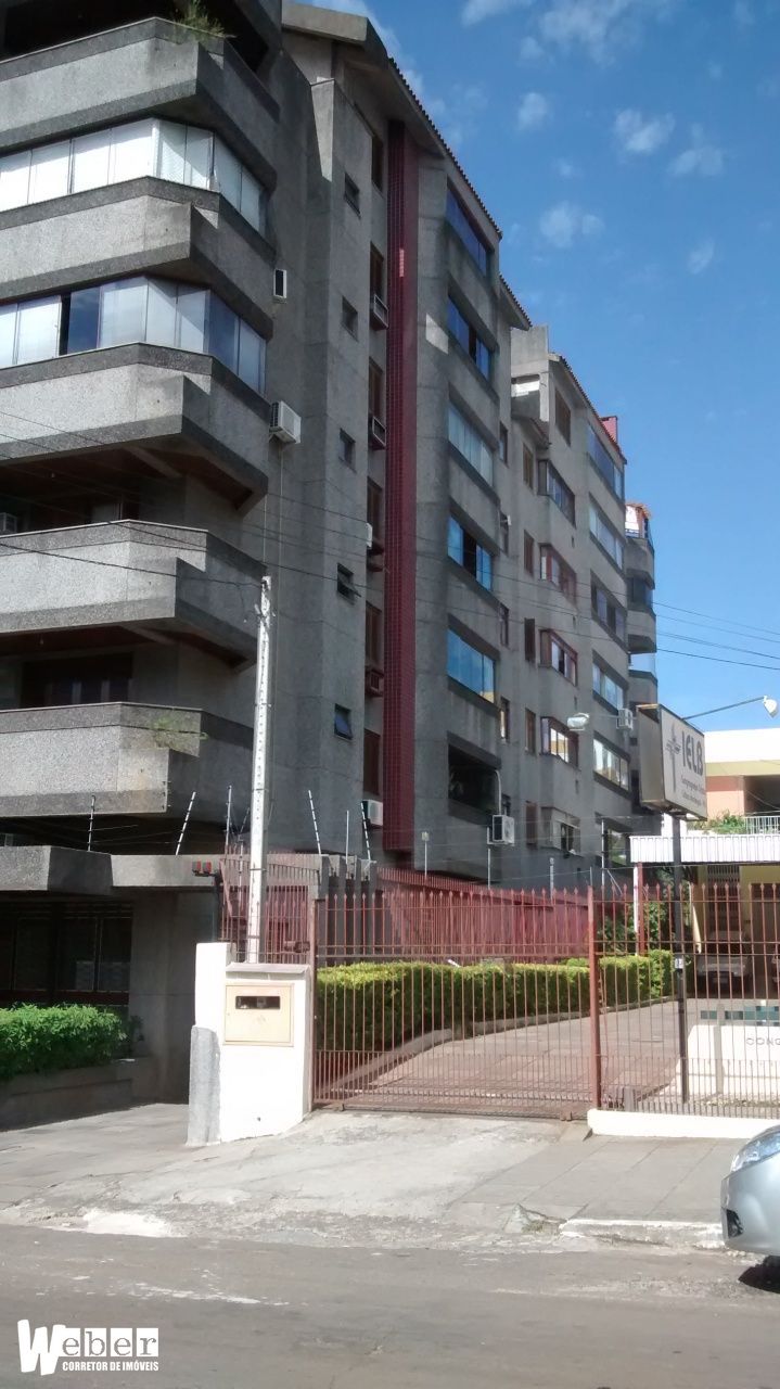 Apartamento à venda com 3 quartos, 144m² - Foto 2