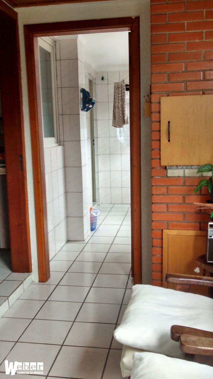 Apartamento à venda com 3 quartos, 133m² - Foto 13