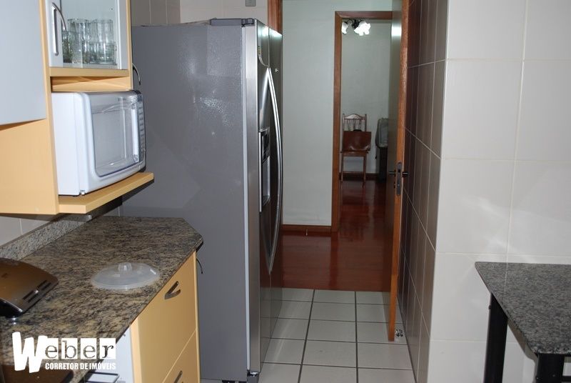 Apartamento à venda com 3 quartos, 296m² - Foto 25