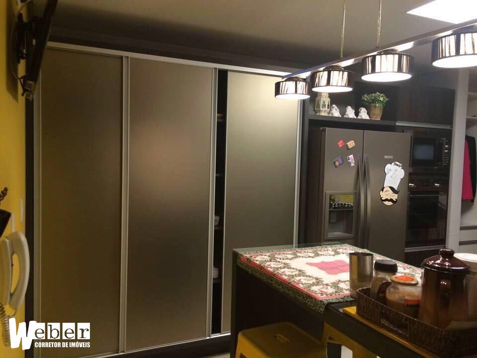 Apartamento à venda com 3 quartos, 147m² - Foto 5