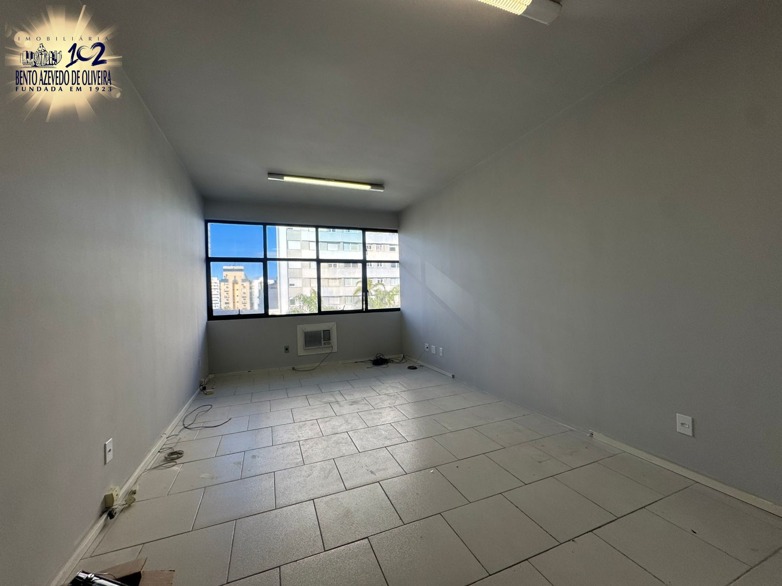 Sala-Conjunto, 28 m² - Foto 2