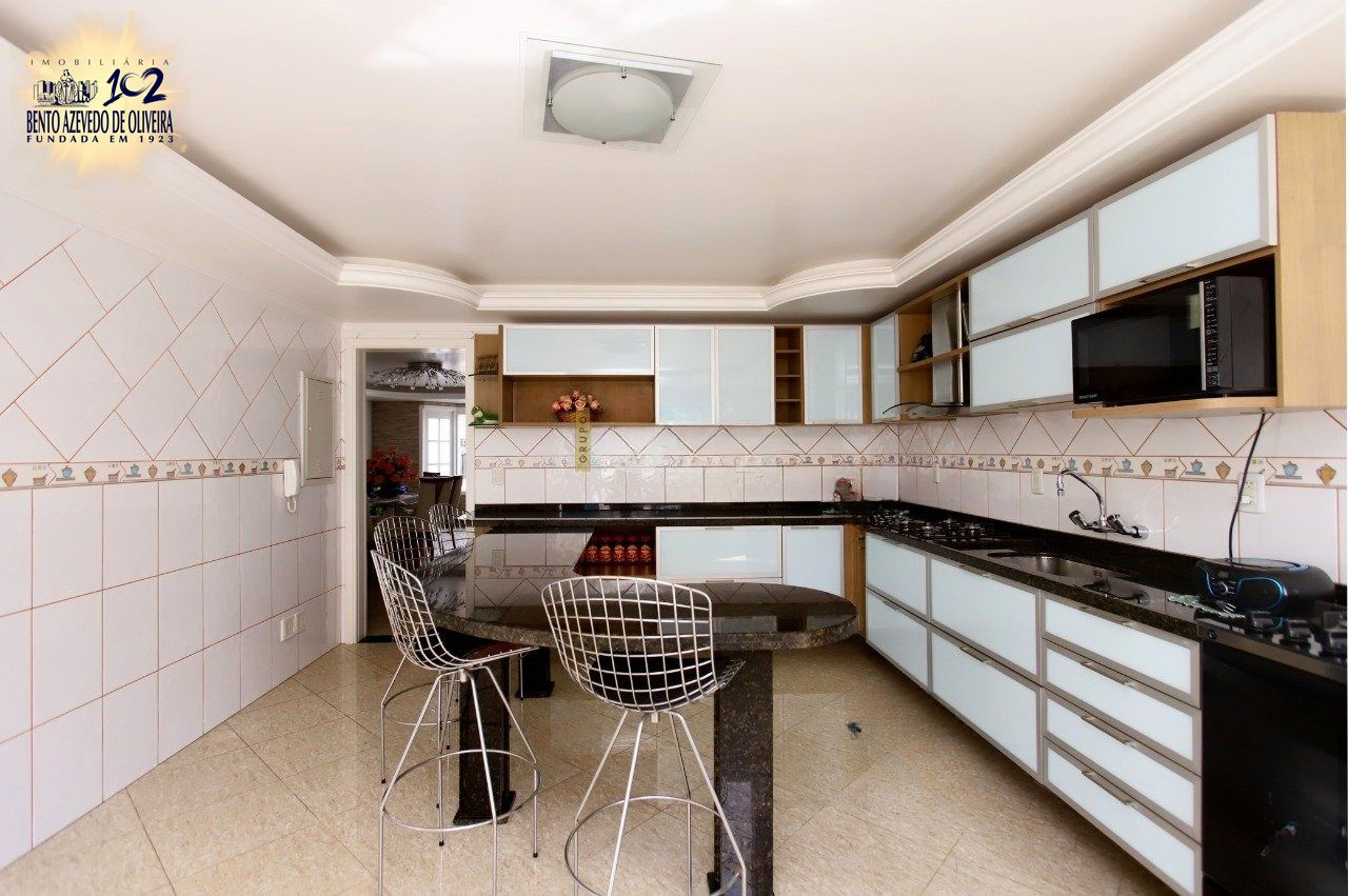 Casa, 3 quartos, 263 m² - Foto 9