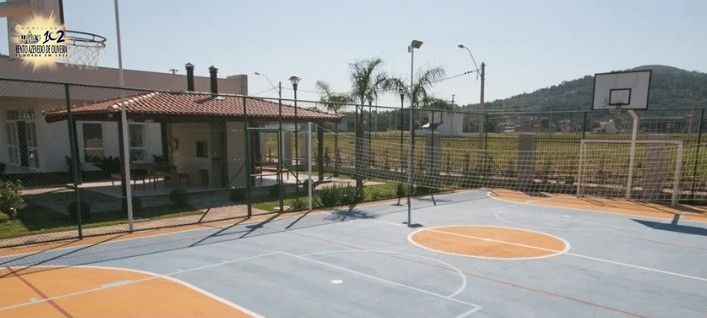 Quadra Poli-Esportiva