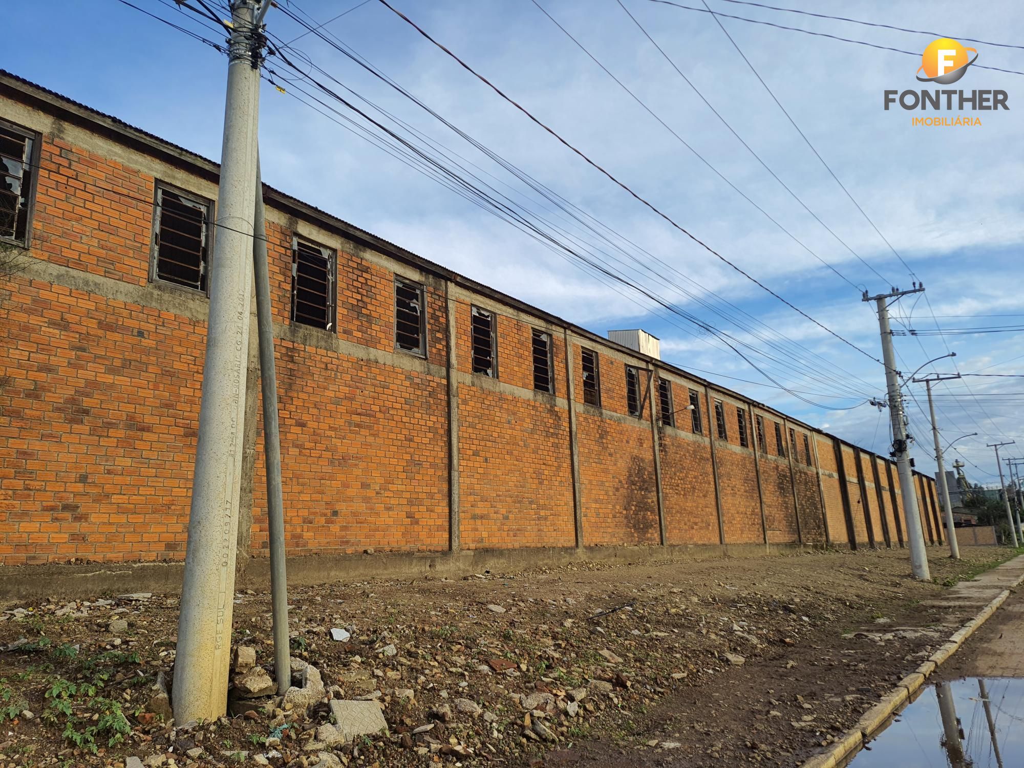 Depósito-Galpão-Armazém para alugar com 3 quartos, 1240m² - Foto 4