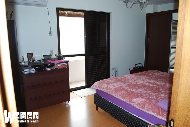 Apartamento à venda com 3 quartos, 296m² - Foto 18