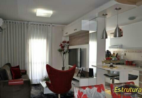 Apartamento com 2 Dormitórios à venda, 84 m² por R$ 375.000,00