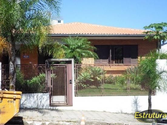 Casa com 3 Dormitórios à venda, 241 m² por R$ 1.280.000,00