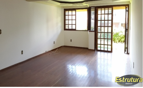 Apartamento com 3 Dormitórios à venda, 240 m² por R$ 950.000,00