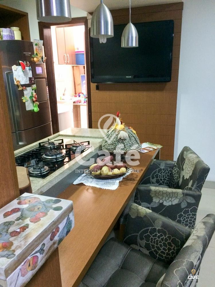 Casa, 4 quartos, 183 m² - Foto 11