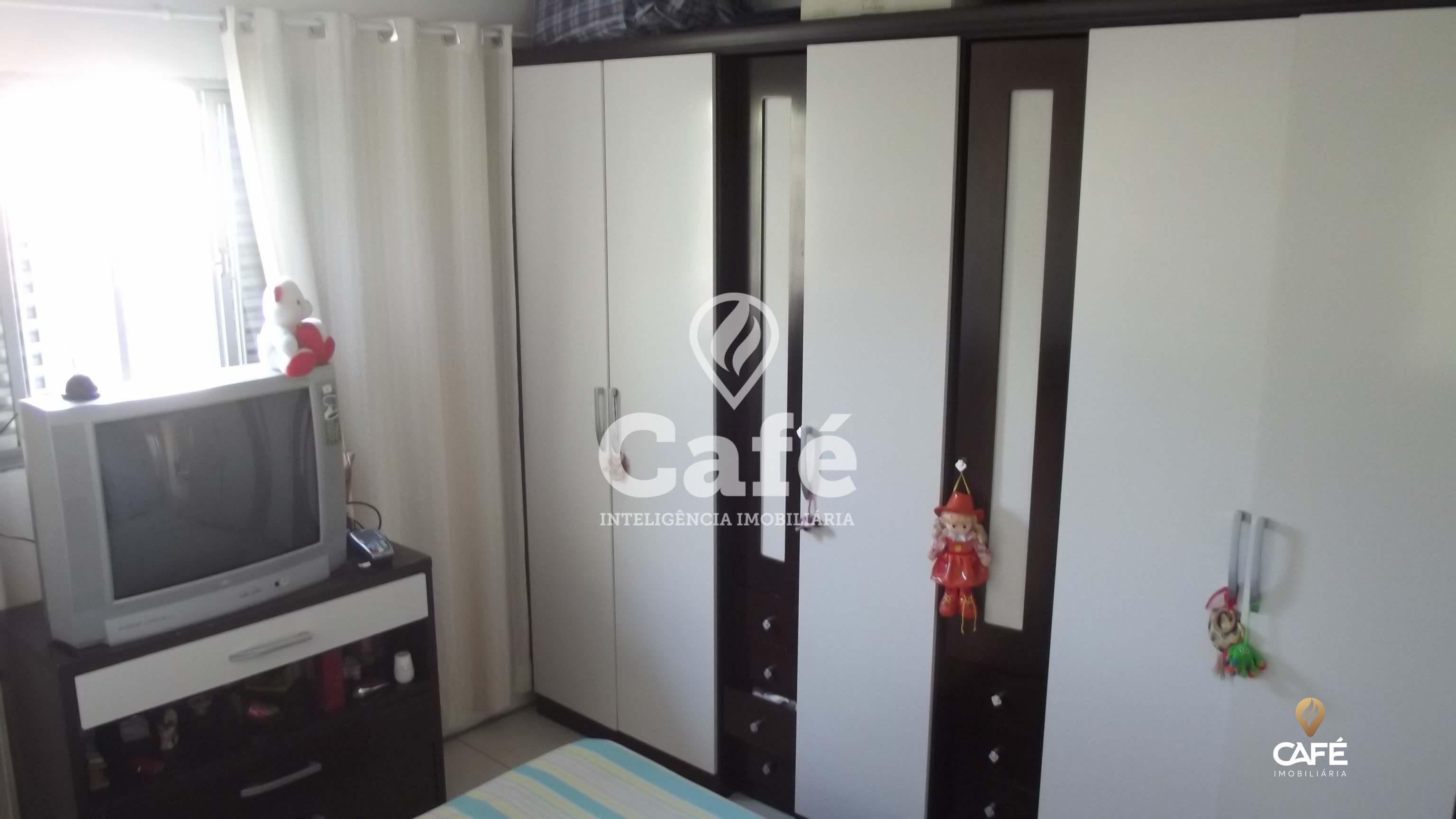 Casa à venda com 2 quartos, 80m² - Foto 5