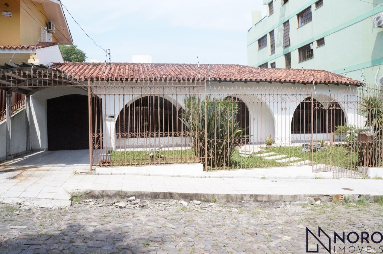 Casa à venda  no Nossa Senhora de Lourdes - Santa Maria, RS. Imóveis