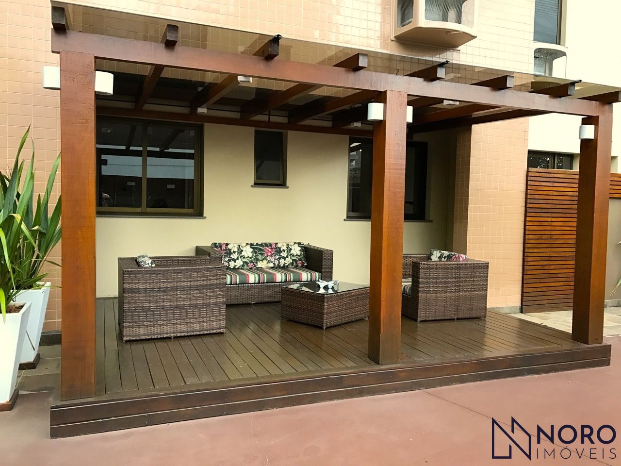 Apartamento Alto Padrão com 182 m² Privativos e Vista Panorâmica na Av. Medianei