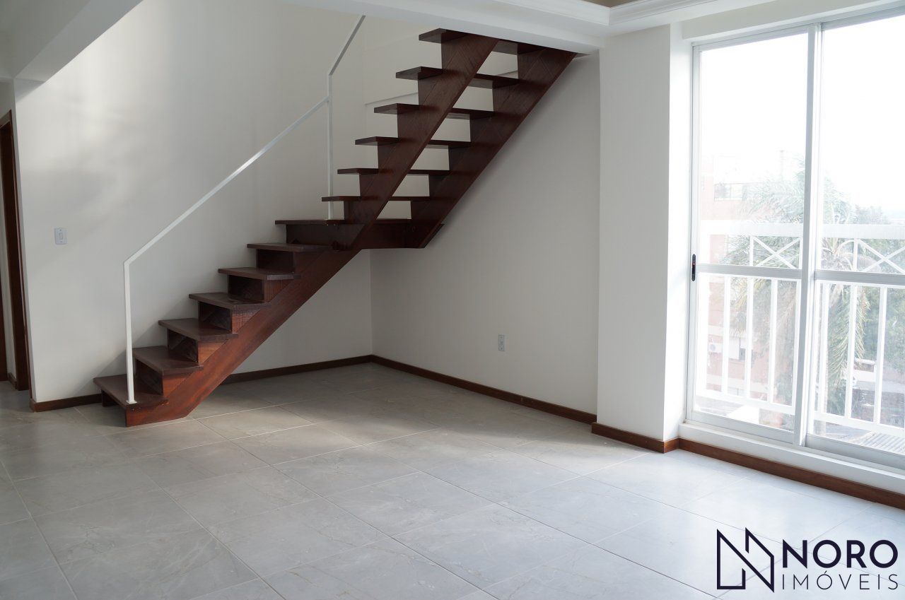 Cobertura Duplex com 2 Dormitórios e Espaço Gourmet à Venda no Bairro Fátima