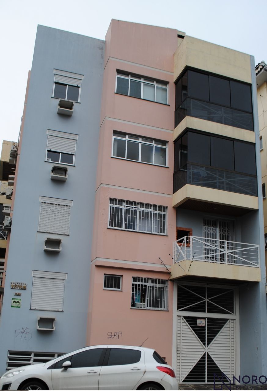 Apartamento para alugar  no Centro - Santa Maria, RS. Imóveis