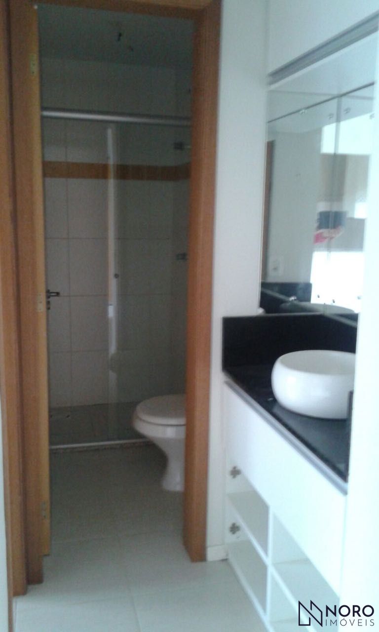 Apartamento de 1 Dormitório com Sacada e Garagem no Bairro Nossa Senhora da Medi