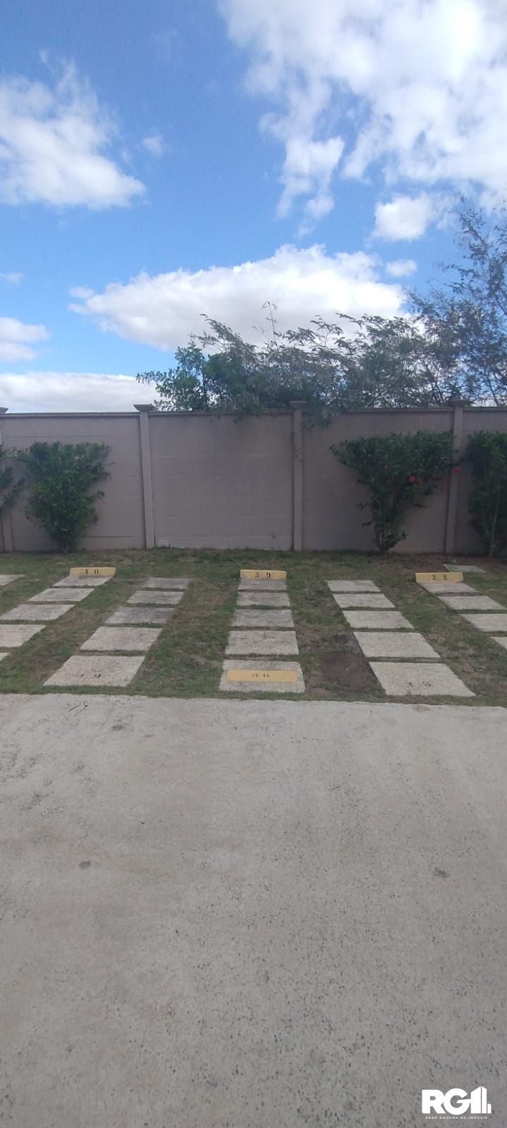 Apartamento à venda com 2 quartos, 41m² - Foto 11