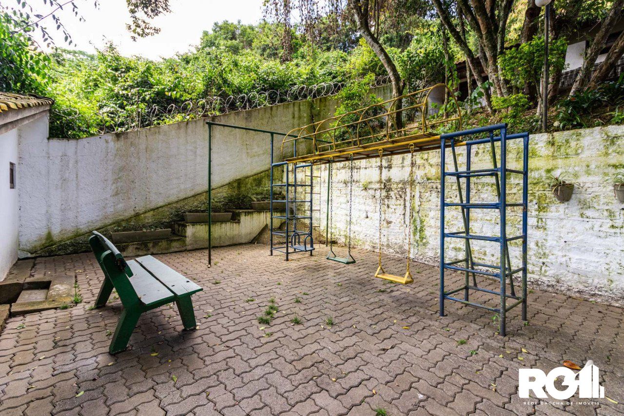 Casa de Condomínio à venda com 4 quartos, 231m² - Foto 48