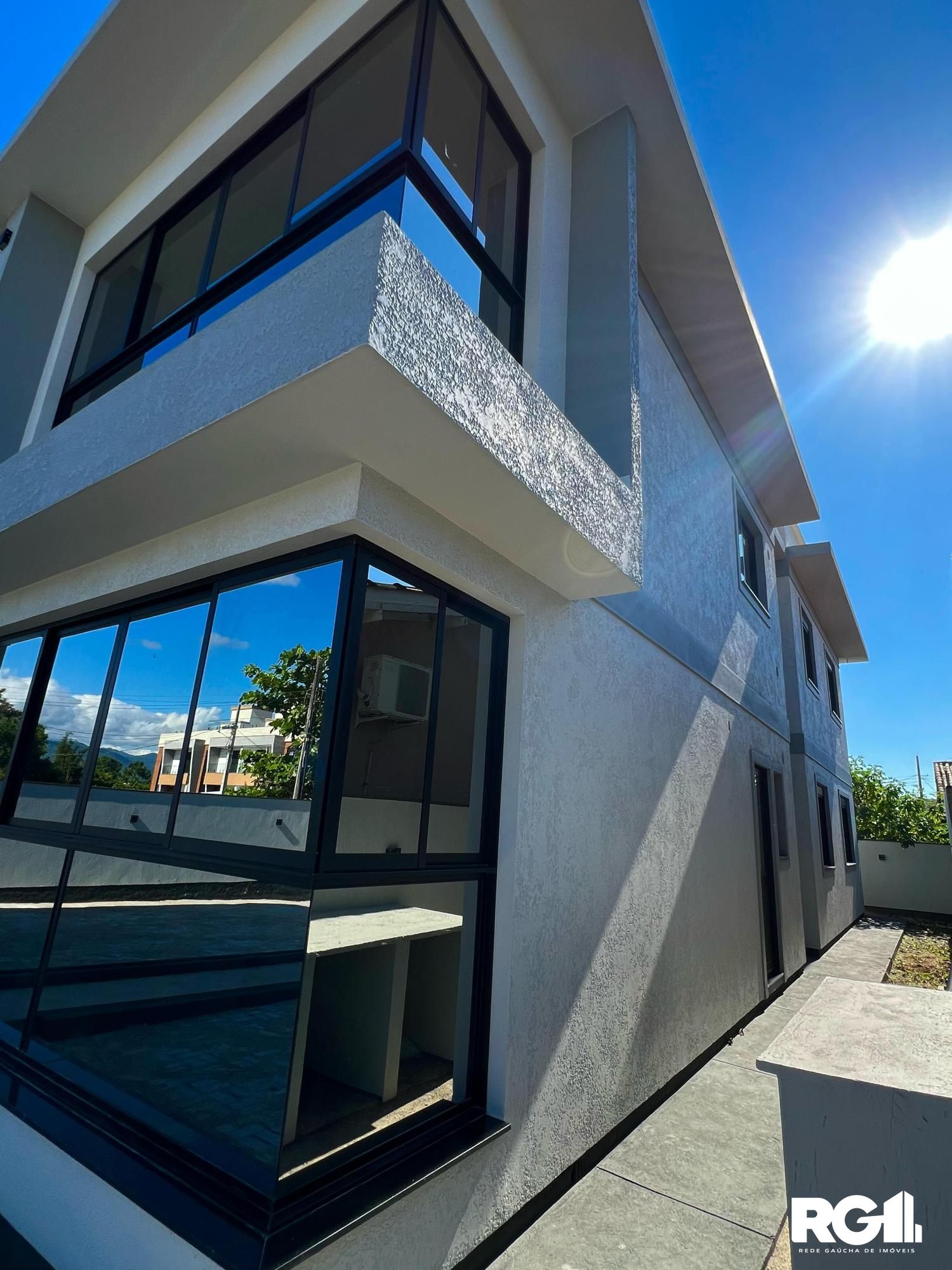 Apartamento à venda com 2 quartos, 67m² - Foto 4