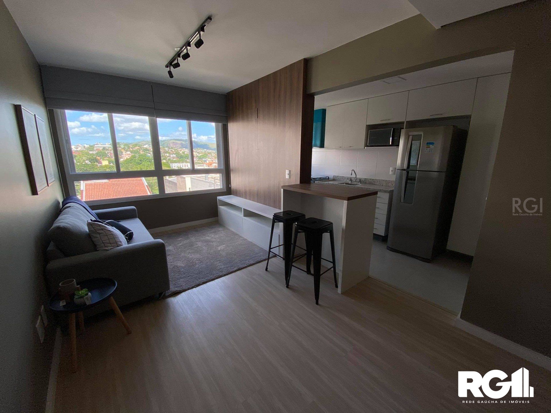 Apartamento à venda com 2 quartos, 66m² - Foto 2