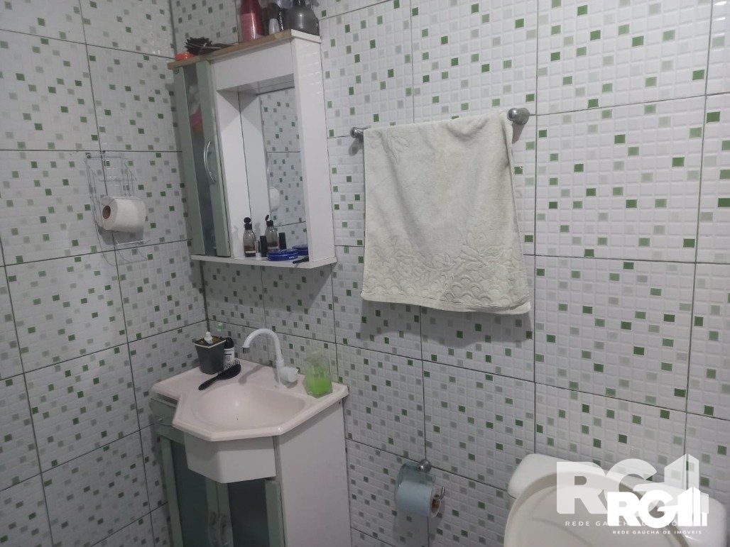 Casa à venda com 2 quartos, 90m² - Foto 12